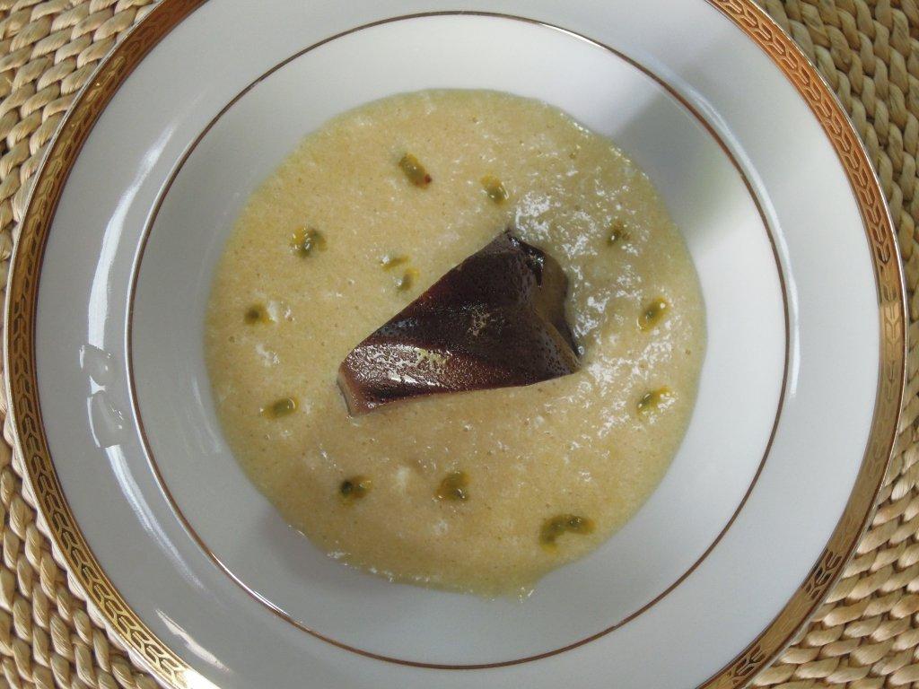 Grafe e Faca Espuma de Chocolate Branco4