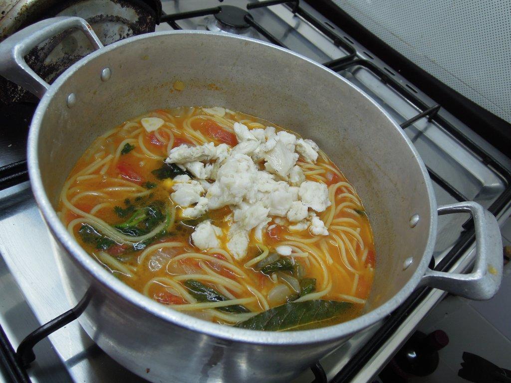 Pescada com Esparguete (6)