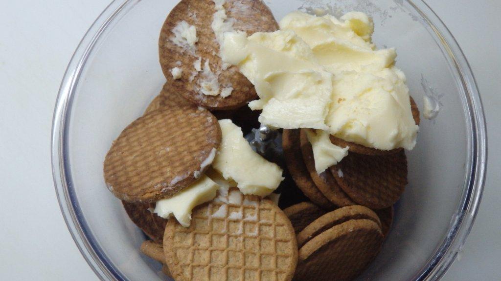 Base de Bolacha para Cheesecake de Lima e Frutos Vermelhos