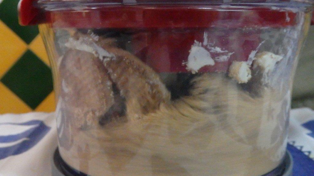 Base de Bolacha para Cheesecake de Lima e Frutos Vermelhos