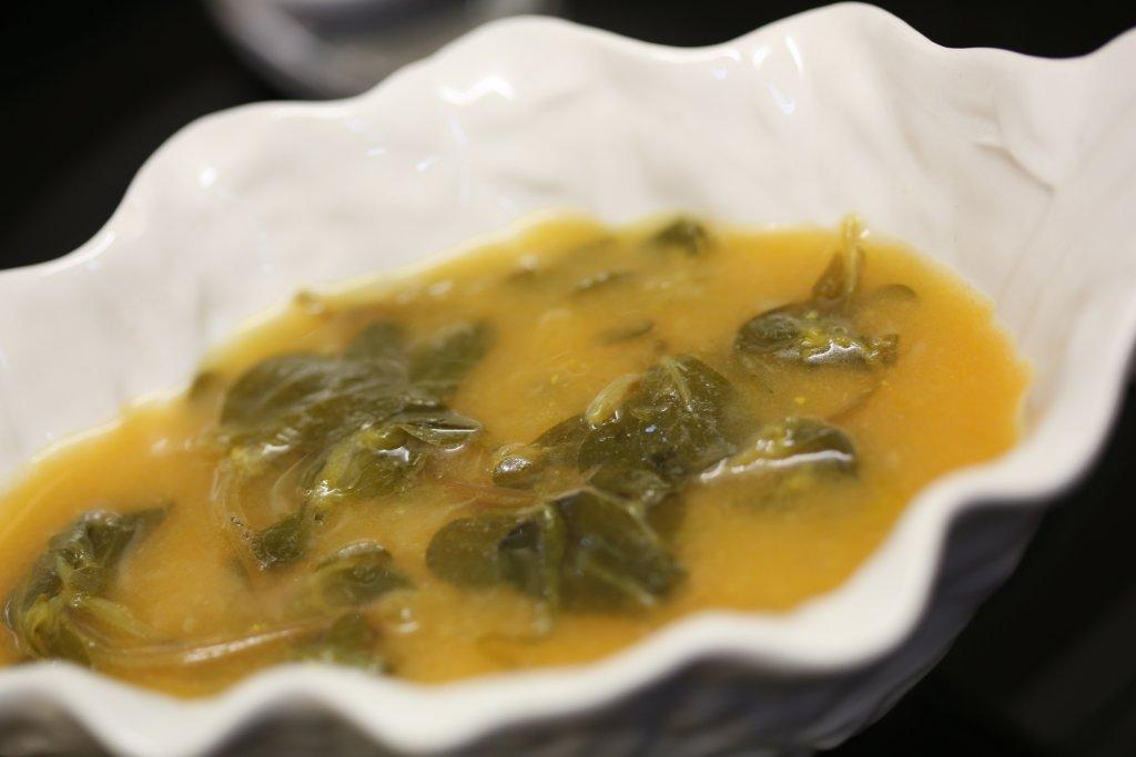 Sopa de beldroegas com abóbora