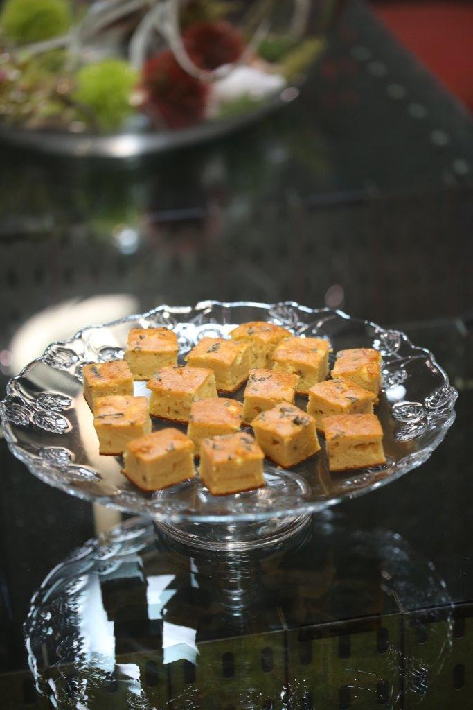 Uma espécie de focaccia a saber a salva