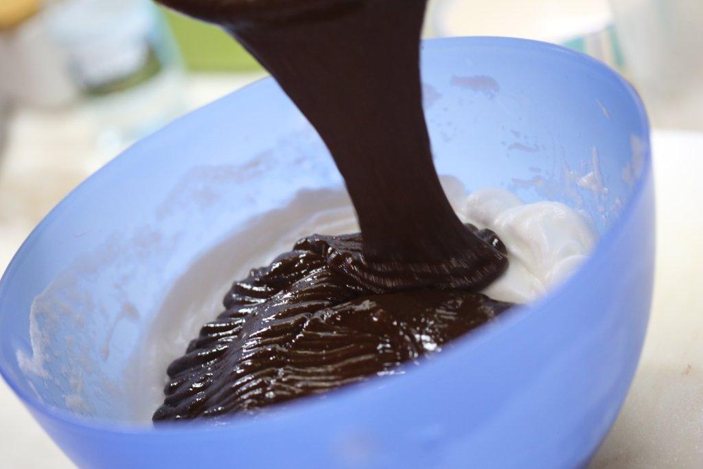 Mousse de Chocolate Temperada com Azeite e Sal