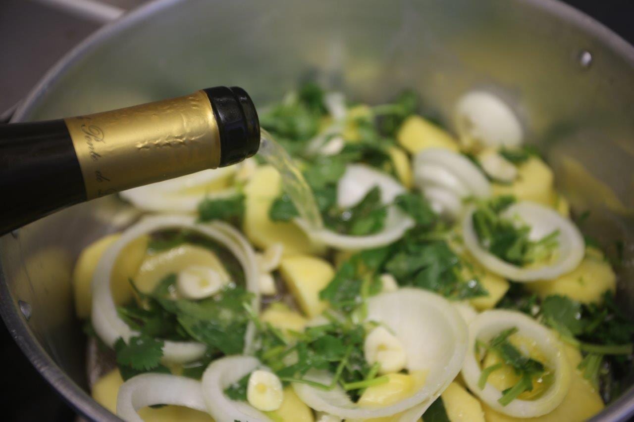 Linguado no Tacho com Batatas e Coentros Linguado no Tacho com Batatas e Coentros