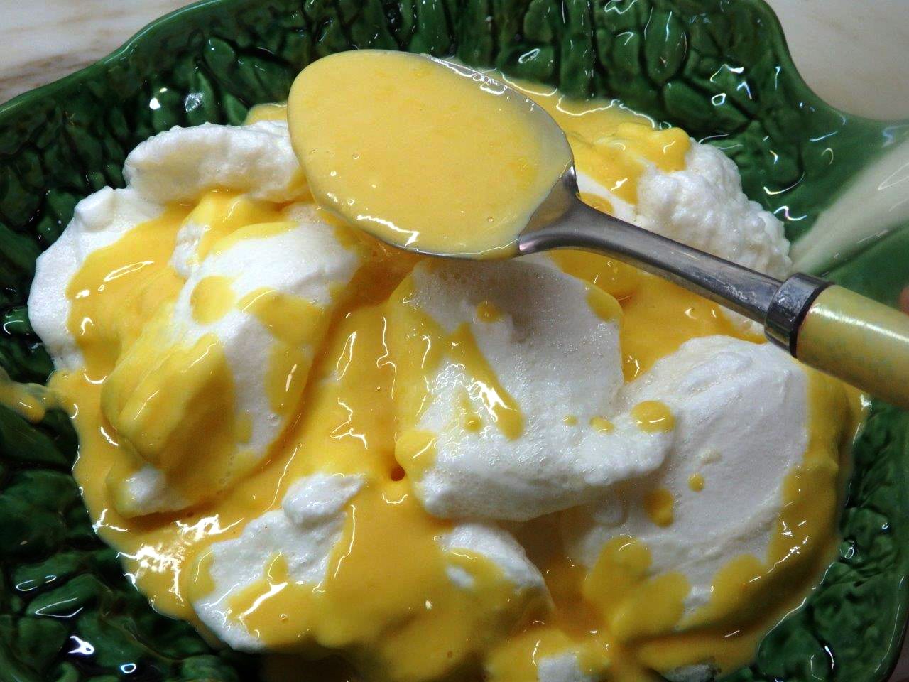 Farófias com Leite Creme da tanga