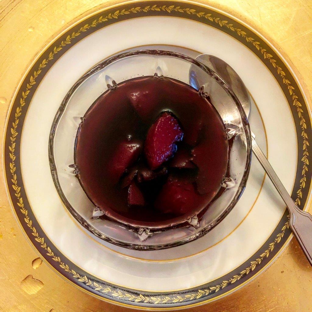  Maçã com vinho tinto