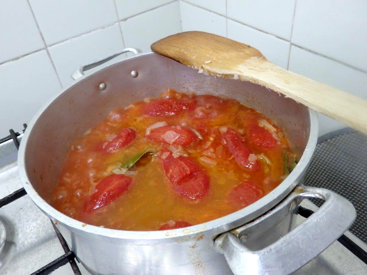 Açorda de Tomate com Ovos 