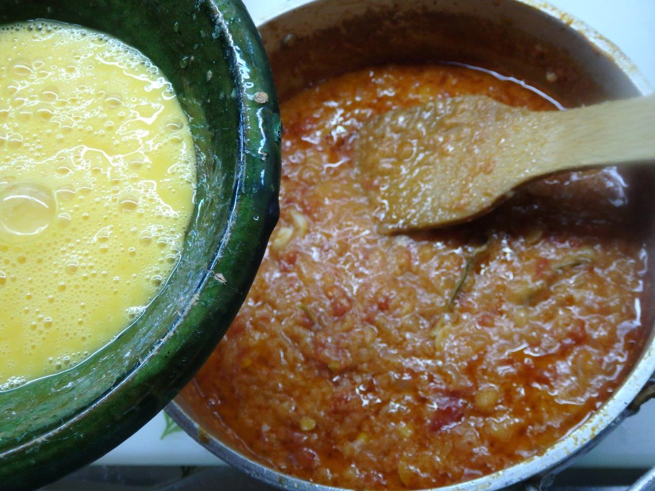 Açorda de Tomate com Ovos 