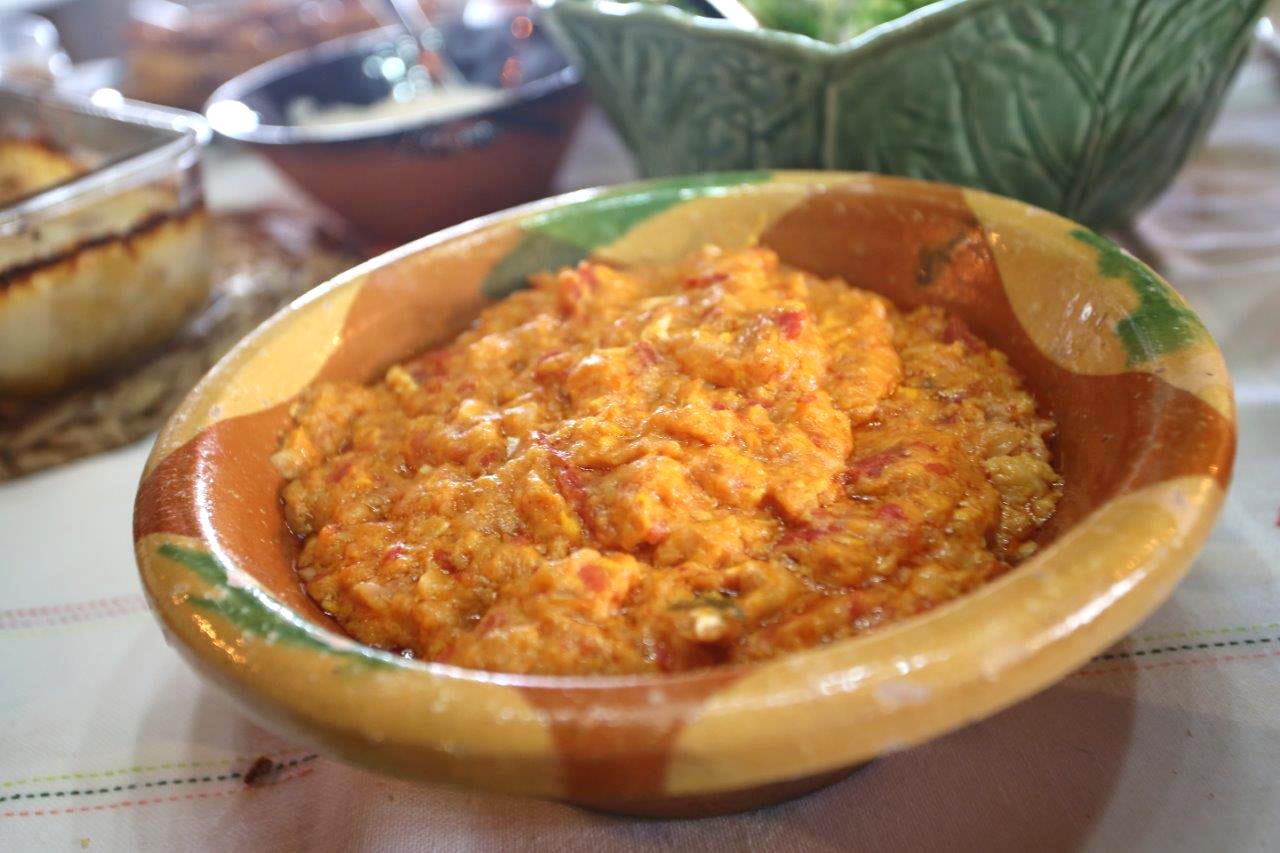 Açorda de Tomate com Ovos 