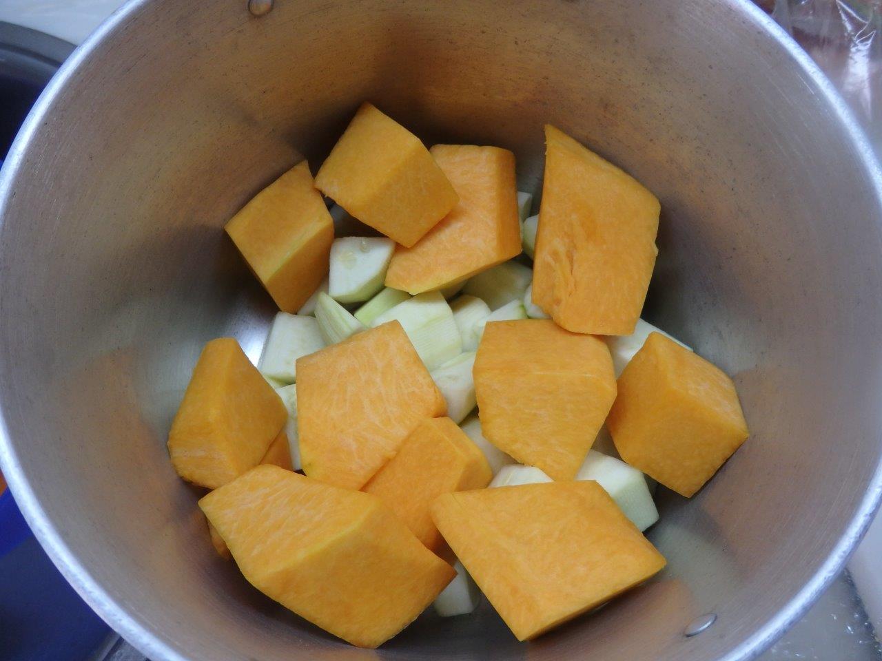 Sopa Cremosa de Alho Francês