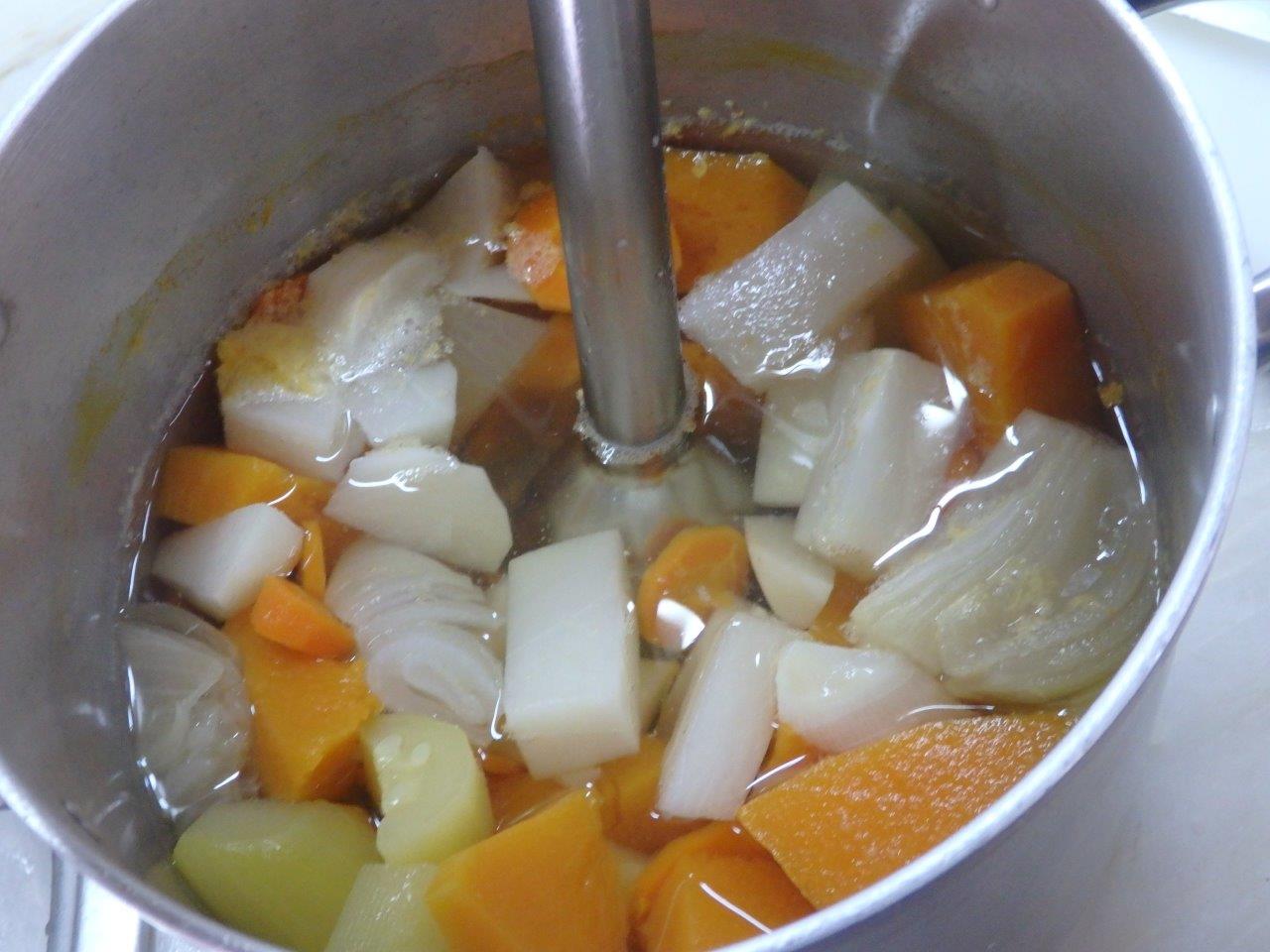 Sopa Cremosa de Alho Francês